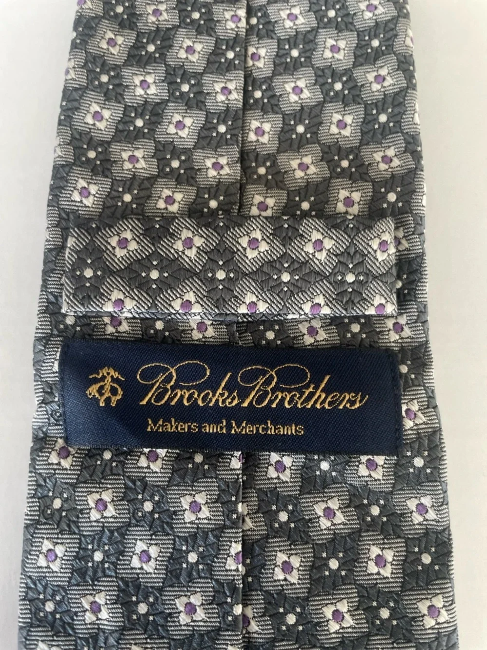 NWT Brooks Brothers Silk Gray and Purple Tie with Geometric Floral-Type Pattern